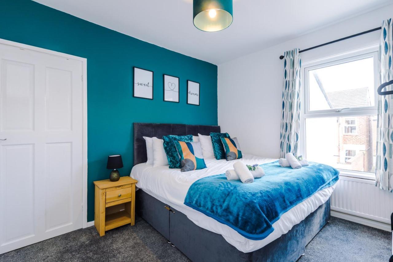 Spacious 2-Bed City-Centre Cottage In Chester By 53 Degrees Property - Ideal For Groups & Couples - Sleeps 6 المظهر الخارجي الصورة