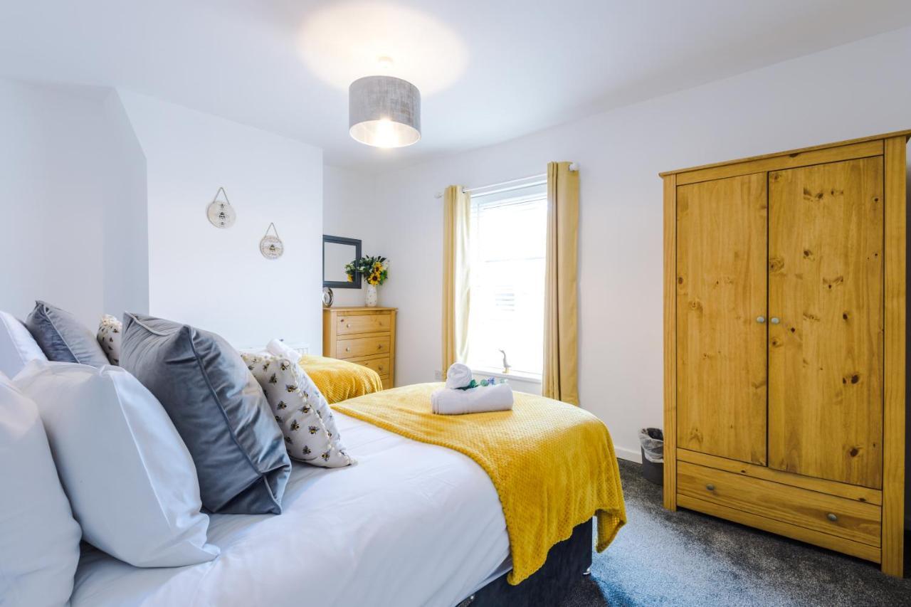 Spacious 2-Bed City-Centre Cottage In Chester By 53 Degrees Property - Ideal For Groups & Couples - Sleeps 6 المظهر الخارجي الصورة