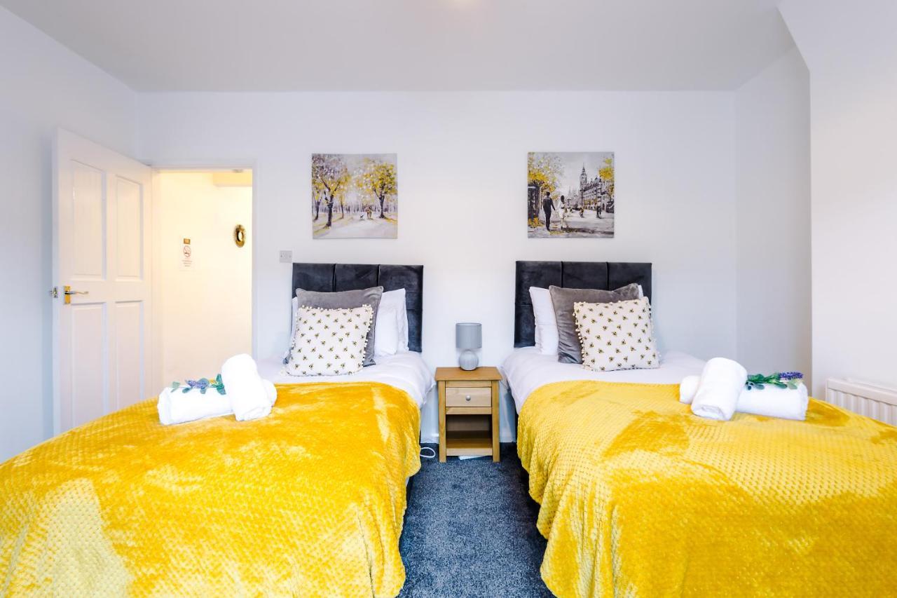 Spacious 2-Bed City-Centre Cottage In Chester By 53 Degrees Property - Ideal For Groups & Couples - Sleeps 6 المظهر الخارجي الصورة